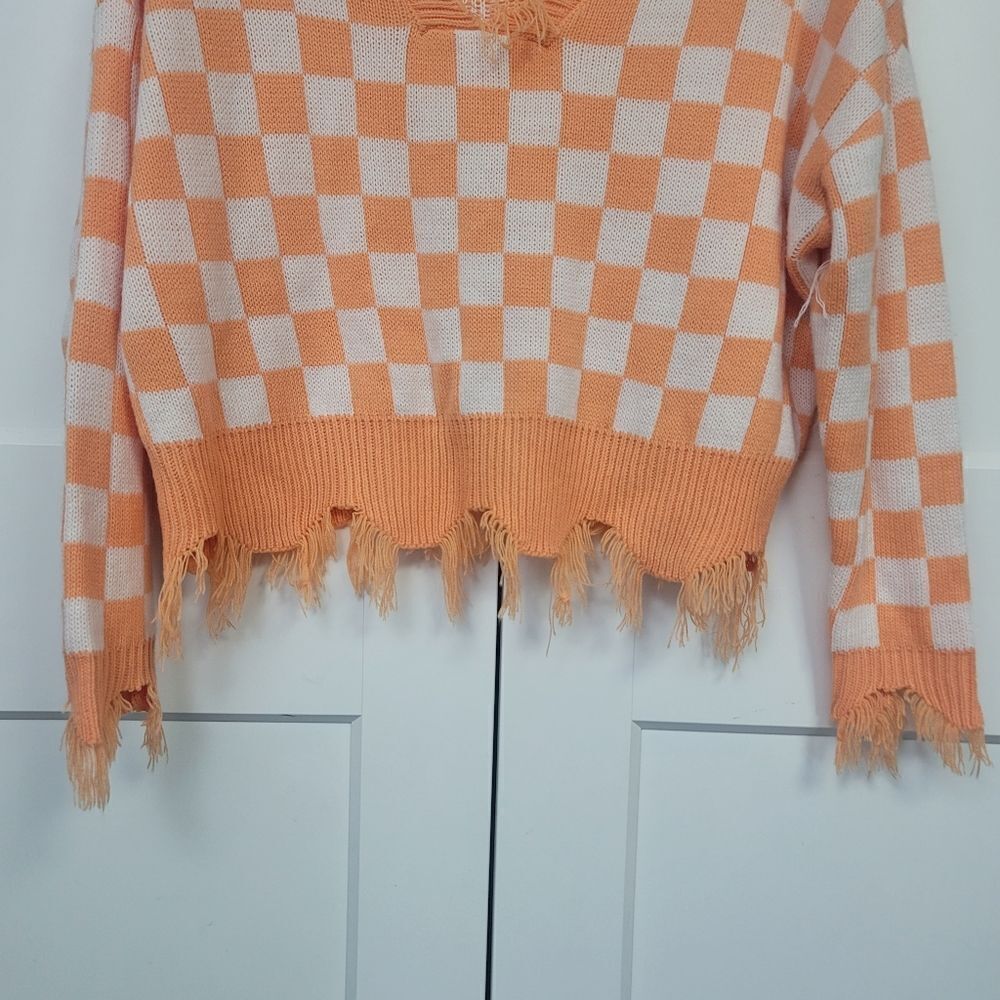 Just Polly Vneck Frayed Sweater, Small - Picture 4 of 8